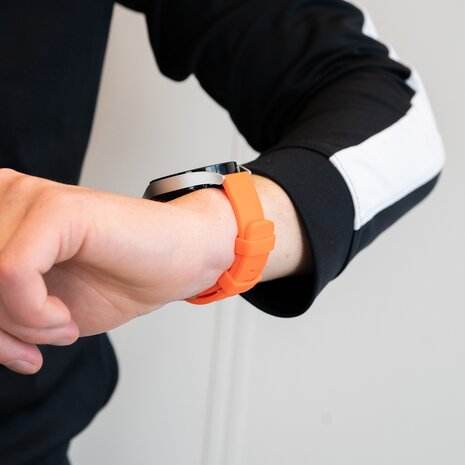 Bandz Bandz Realme Watch S (Pro) siliconen band 'Deluxe' (oranje)