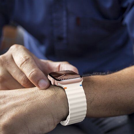 Strap-it® Strap-it Apple Watch Wave siliconen bandje (sterrenlicht)