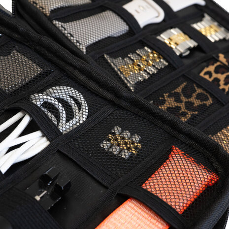 Strap-it® Strap-it Luxe opbergtasje voor smartwatch bandjes (grijs) Strap-it® Strap-it Luxe opbergtasje voor smartwatch bandjes (grijs)