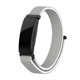 Strap-it® Fitbit Inspire 2 nylon bandje (zeeschelp)