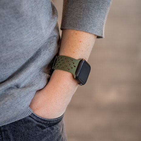 Strap-it® Strap-it Apple Watch siliconen air bandje met P-Buckle (legergroen)