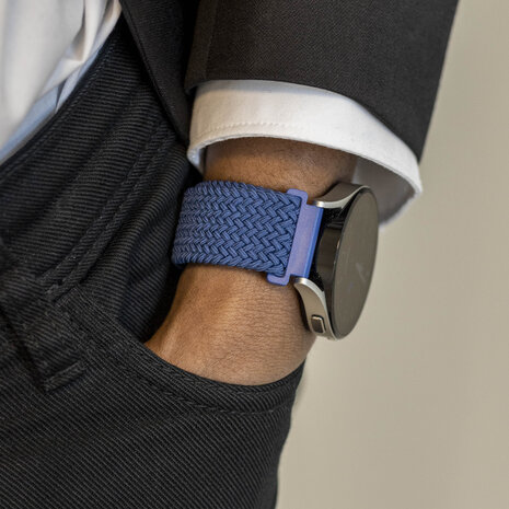 Strap-it® Strap-it Huawei Watch 4 (Pro) gevlochten band met P-buckle (blauw)