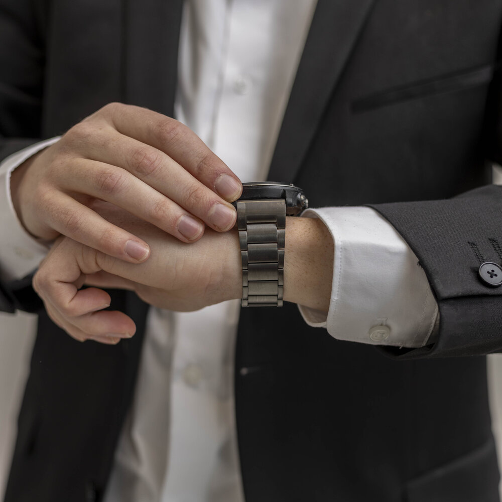 Strap-it® Strap-it Garmin Fenix 7x magnetische titanium band (grafiet) Strap-it® Strap-it Garmin Fenix 7x magnetische titanium band (grafiet)