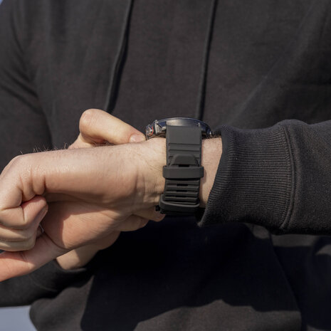 Bandz Bandz Garmin Fenix 5x/6x siliconen band met gesp (zwart)