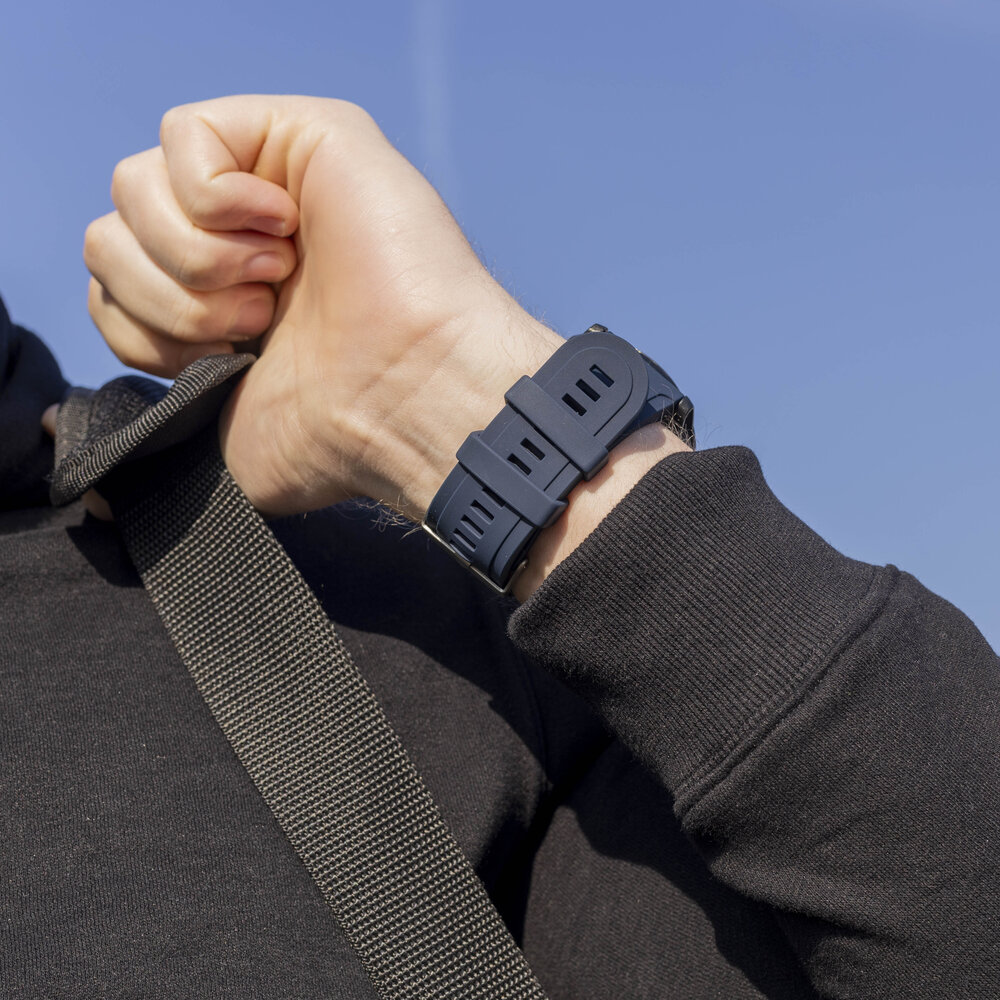 Strap-it® Strap-it Garmin Enduro 1 / 2 / 3 siliconen bandje (donkerblauw)