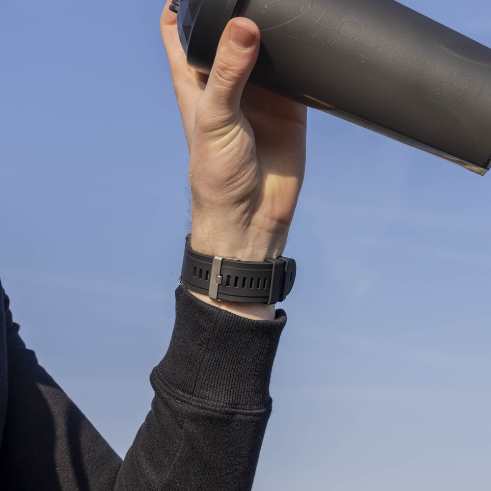 Strap-it® Strap-it Garmin Fenix 7x glossy silicone band (zwart)