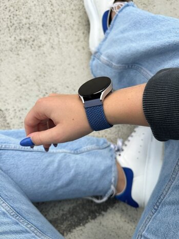 Strap-it® Strap-it Amazfit Bip 6 verstelbaar geweven bandje (blauw)