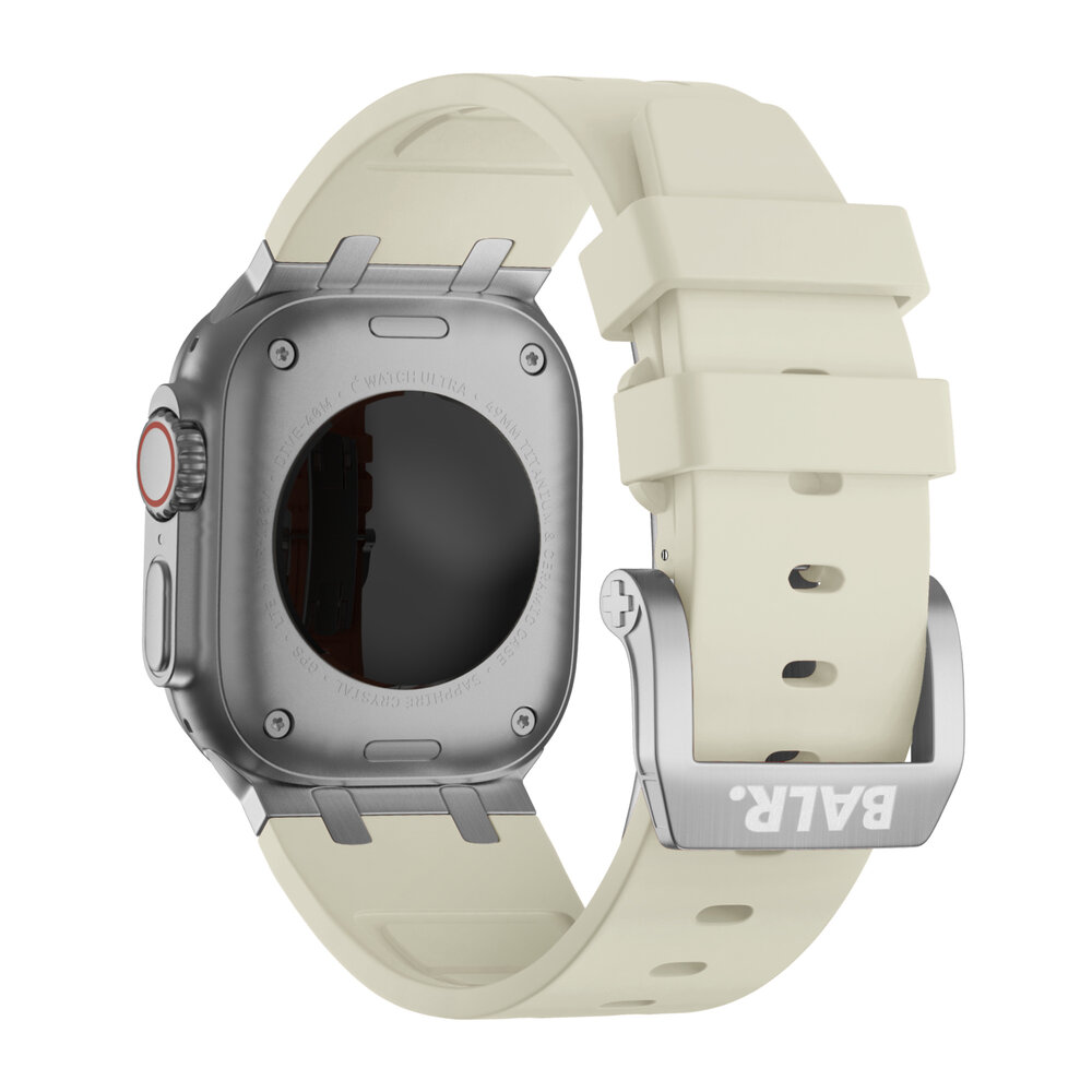 BALR. BALR Apple Watch Ultra liquid siliconen band (beige/zilver)
