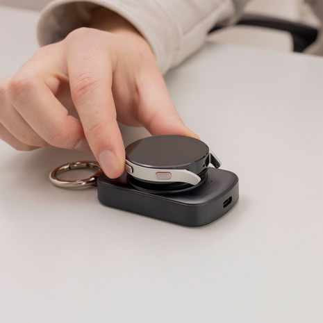 Strap-it® Strap-it Samsung Galaxy Watch 4 / 5 / 6 / 7 / Ultra 1800 mAh powerbank (zwart) Strap-it® Strap-it Samsung Galaxy Watch 4 / 5 / 6 / 7 / Ultra 1800 mAh powerbank (zwart)