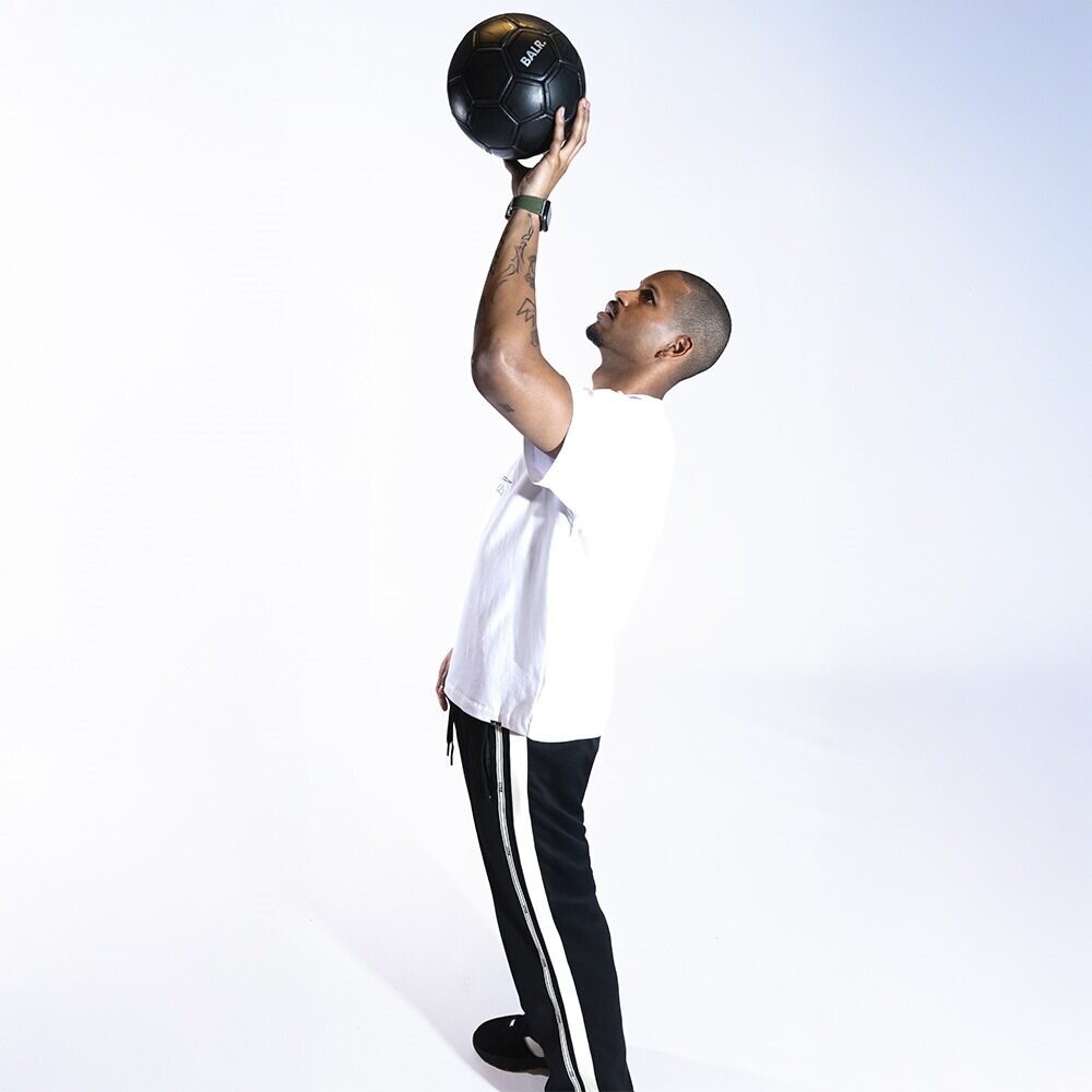 BALR. BALR Apple Watch Ultra liquid siliconen band (groen/zilver)