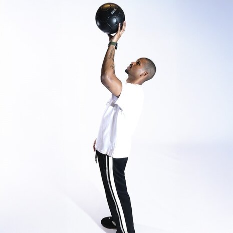 BALR. BALR Apple Watch Ultra liquid siliconen band (groen/zilver)