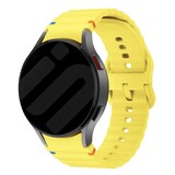 Strap-it® Samsung Galaxy Watch 7 - 40mm Wave bandje (lichtgeel)