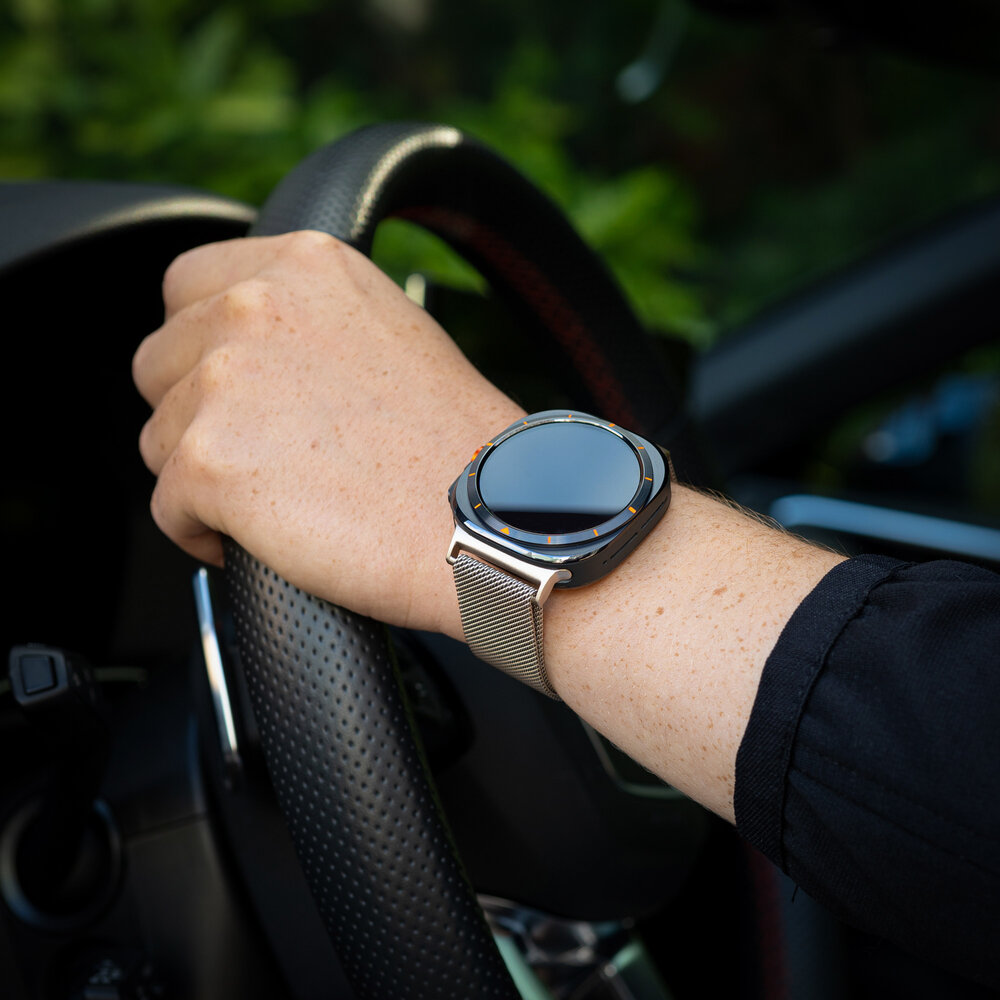 Strap-it® Strap-it Samsung Galaxy Watch Ultra 2025 Milanese band (sterrenlicht)