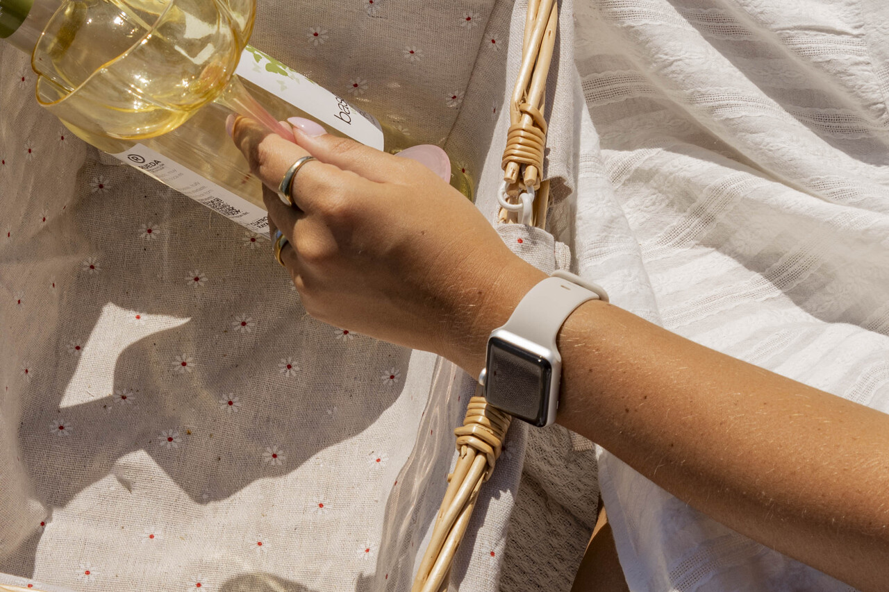 xoxo Wildhearts xoxo Wildhearts Apple Watch siliconen bandje (sterrenlicht)