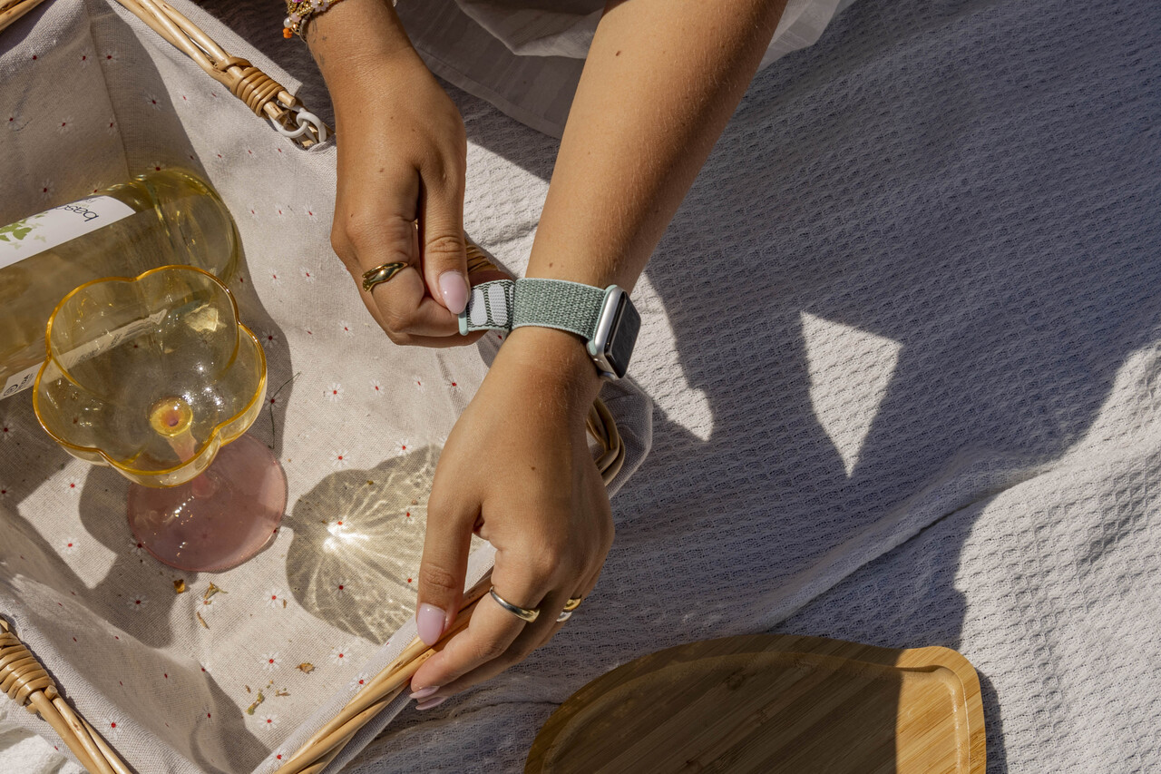 xoxo Wildhearts xoxo Wildhearts Apple Watch nylon bandje (mintgroen)