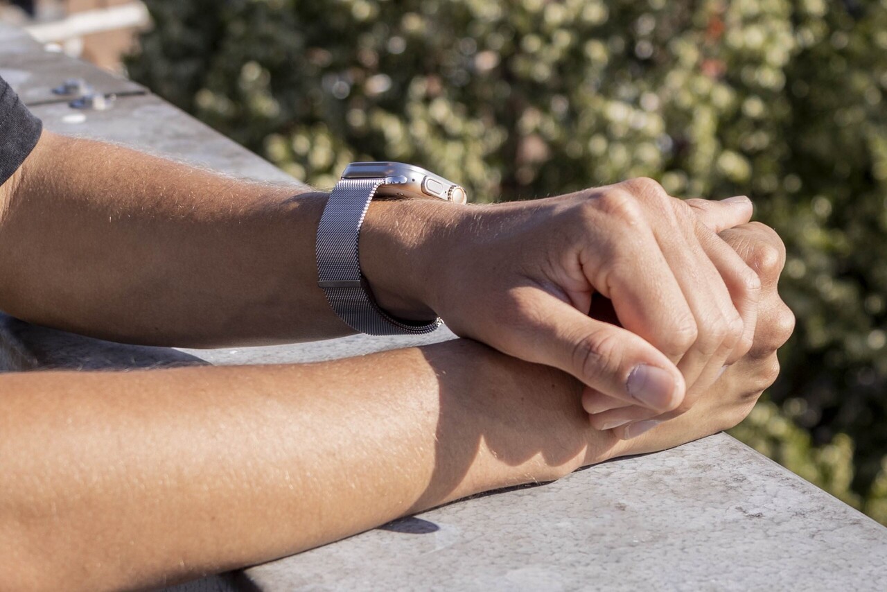 BALR. BALR Apple Watch Milanese band (zilver) BALR. BALR Apple Watch Milanese band (zilver)