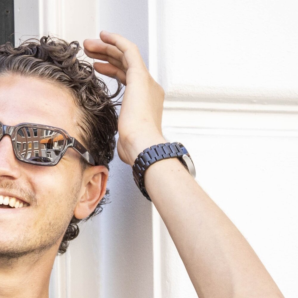 BALR. BALR Samsung Galaxy Watch 4 40mm stalen band (zwart)