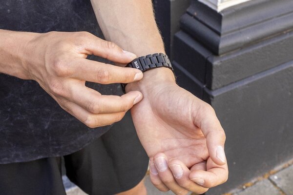 BALR. BALR Samsung Galaxy Watch Active stalen band (zwart)