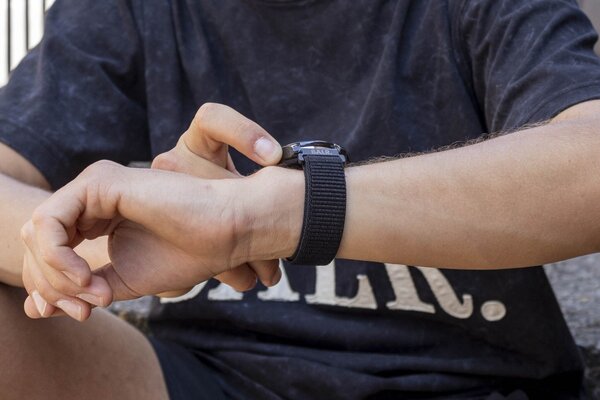 BALR. BALR Polar Grit X nylon band (zwart) BALR. BALR Polar Grit X nylon band (zwart)