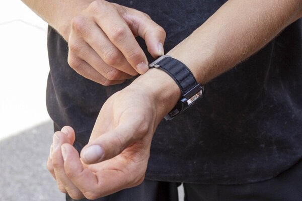 BALR. BALR OnePlus Watch Alpine loop band (zwart)