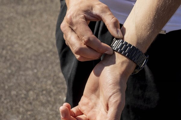 BALR. BALR Amazfit GTR 3 (Pro) stalen band (zwart) BALR. BALR Amazfit GTR 3 (Pro) stalen band (zwart)