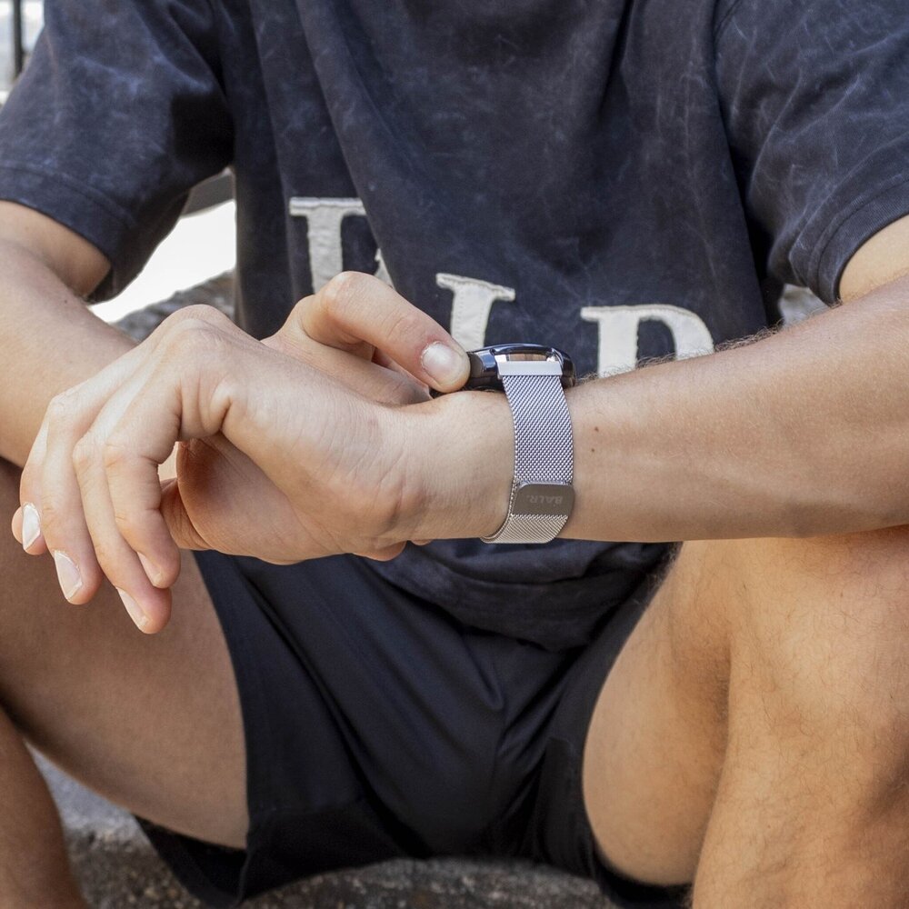 BALR. BALR Samsung Galaxy Watch 46mm Milanese band (zilver)