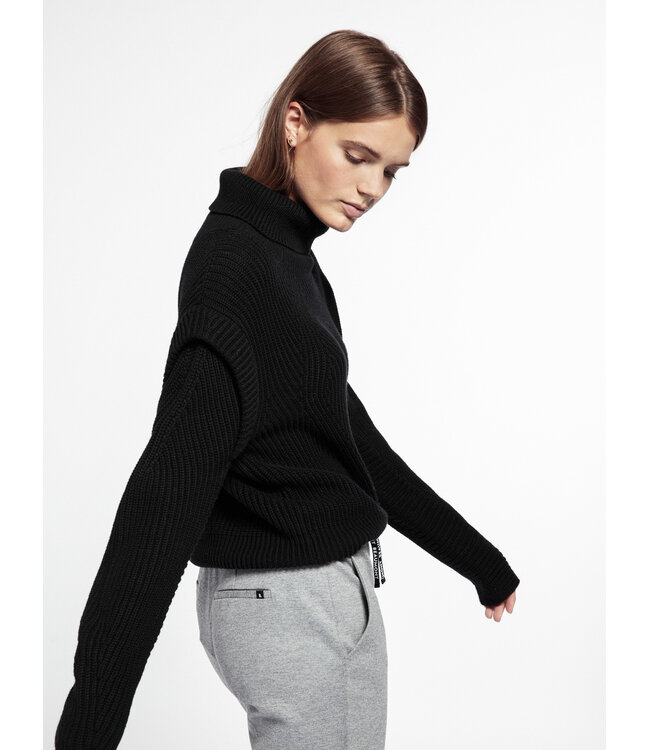 Beaumont Beaumont Pullover Knitted Black