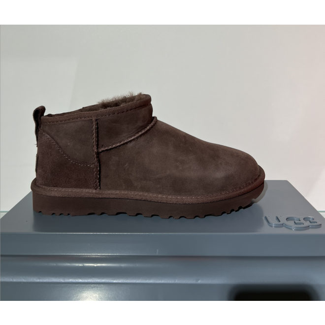 UGG - John's Sport Shop