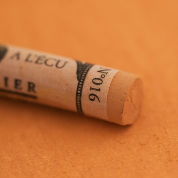 Sennelier 016 flesh ochre - softpastel
