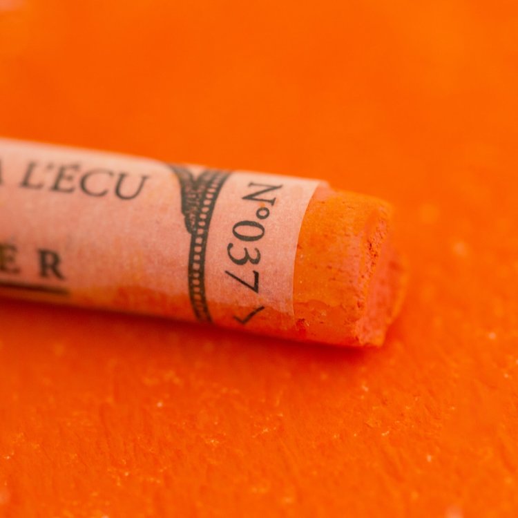 Sennelier 037 orange lead - softpastel