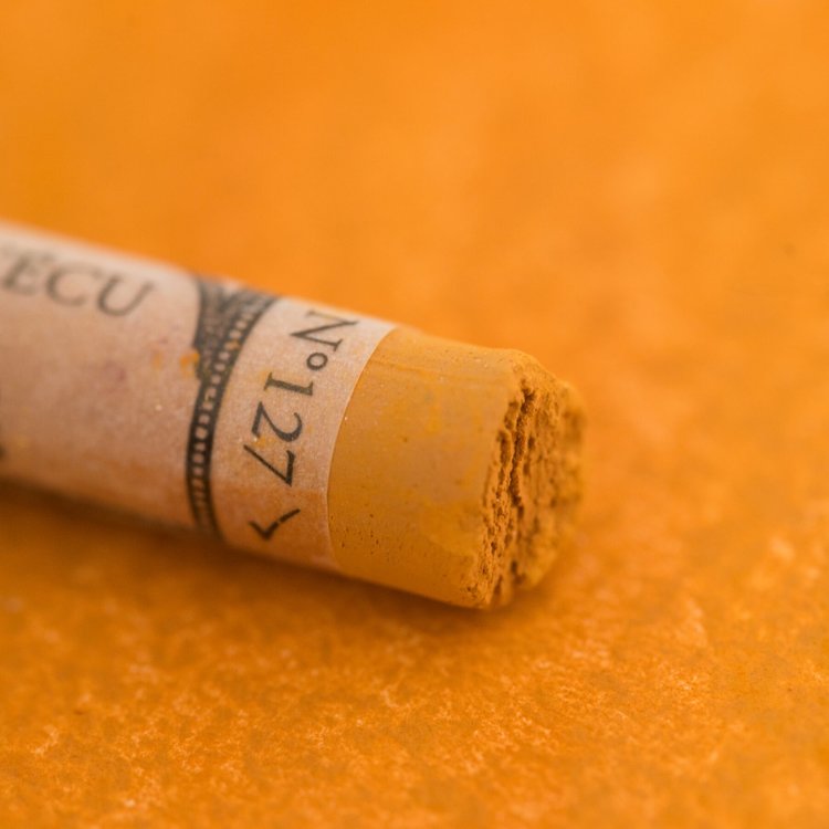 Sennelier 127 golden ochre - softpastel