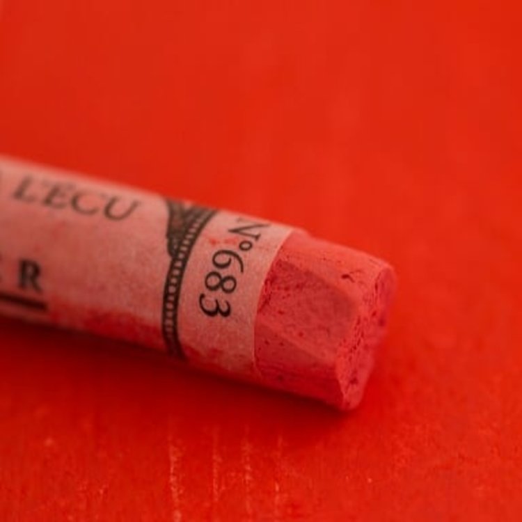 Sennelier 683 helios red - softpastel