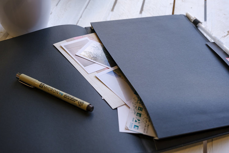 Sakura dummy met zwart papier