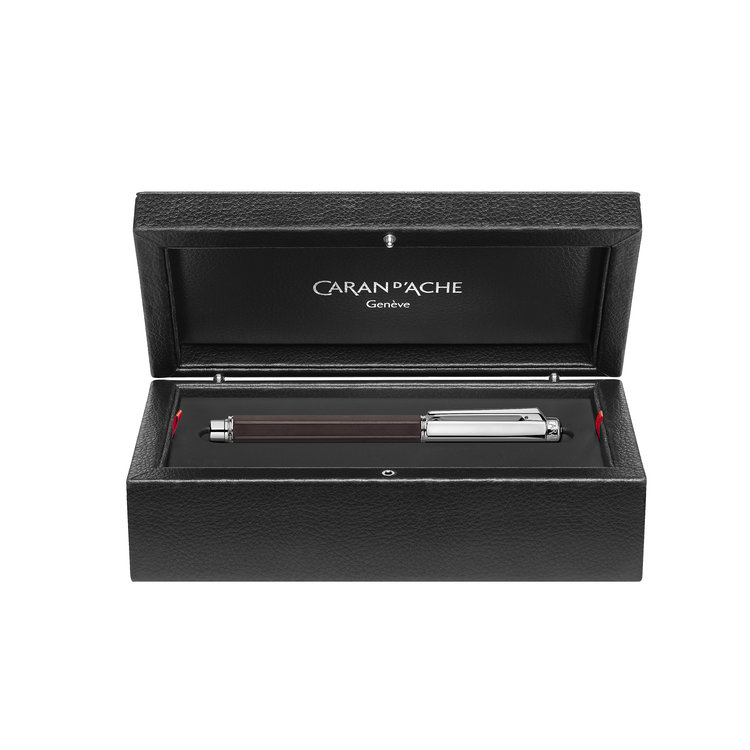 Caran d'Ache (schrijfwaren) Varius vulpen ebony medium punt
