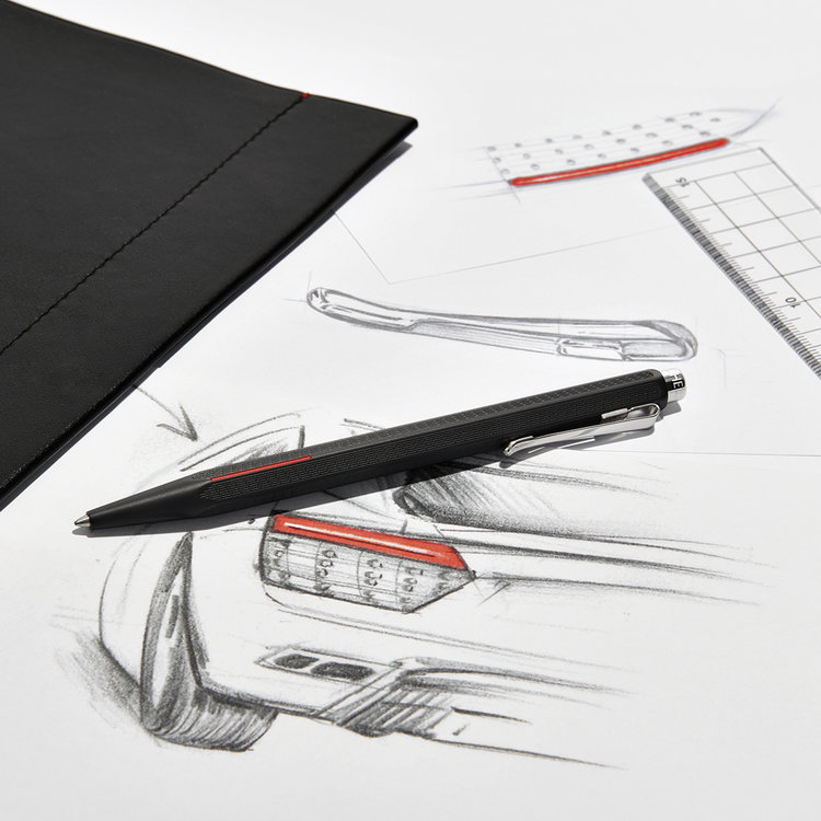 Caran d'Ache (schrijfwaren) Ecridor set ballpoint met lederen etui Racing