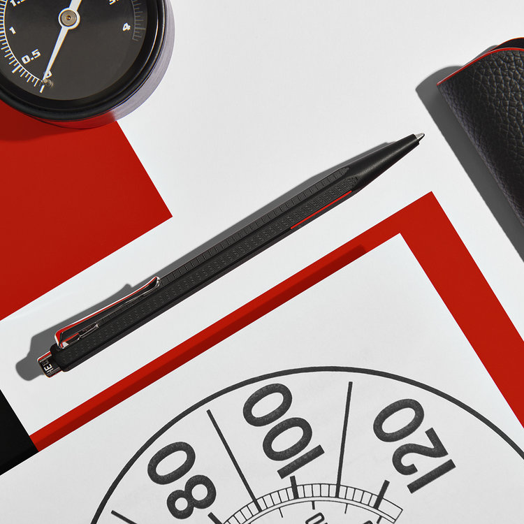 Caran d'Ache (schrijfwaren) Ecridor set ballpoint met lederen etui Racing