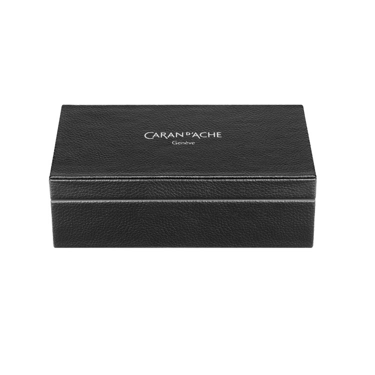 Caran d'Ache (schrijfwaren) Varius vulpen ebony medium punt