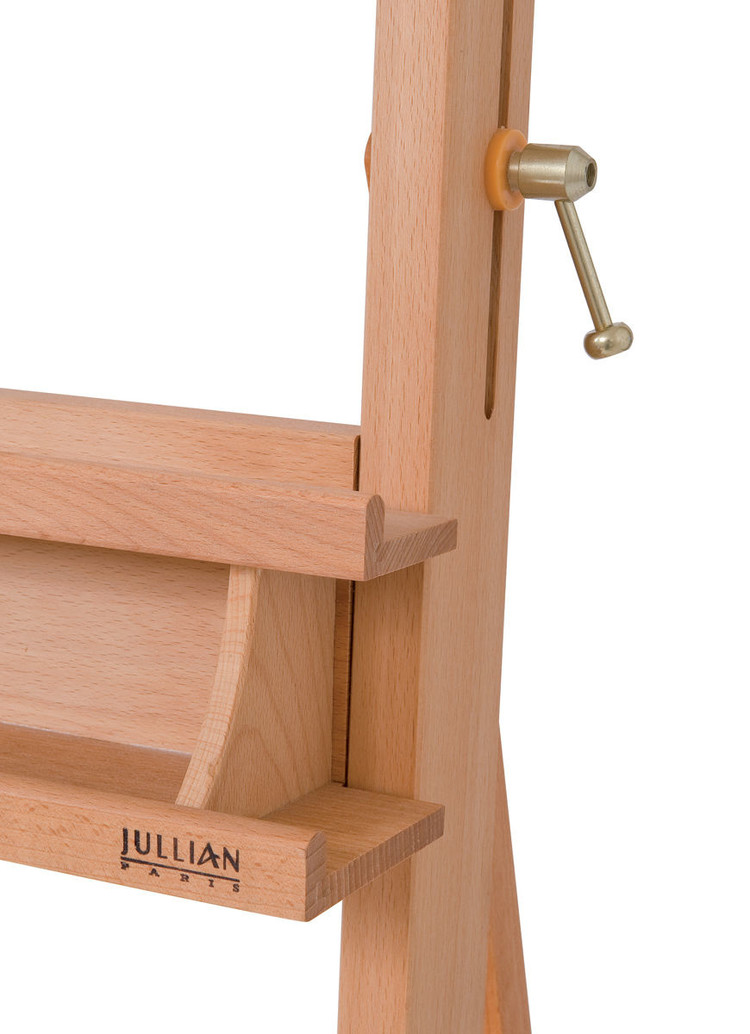 Jullian Paris studio ezel