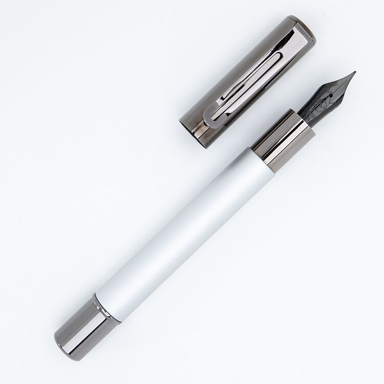 Monteverde Ritma vulpen (M) - zilver
