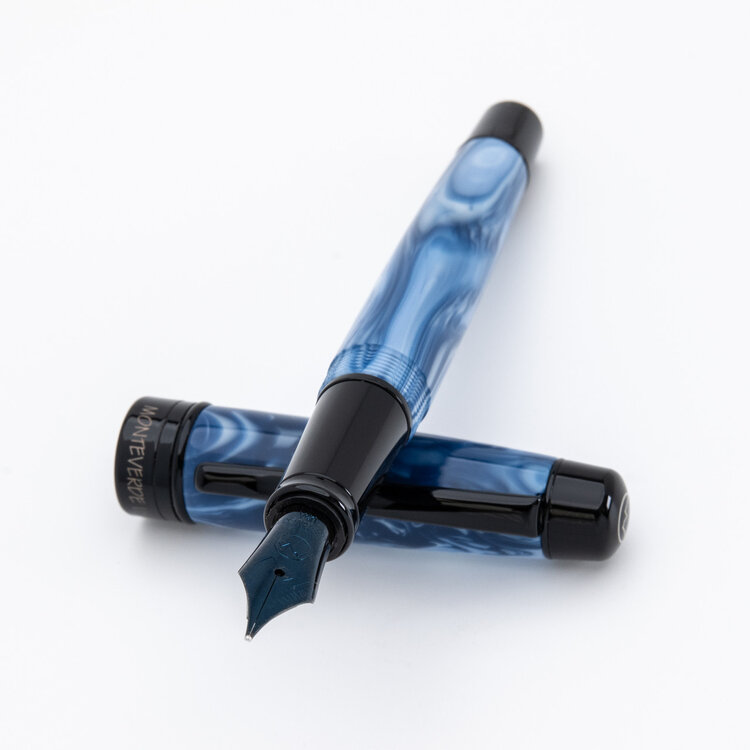 Monteverde Prima Swirl - vulpen (M) blauw
