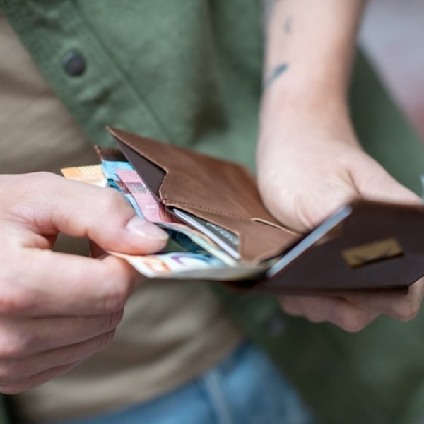 Exentri Multi Wallet hazelnut