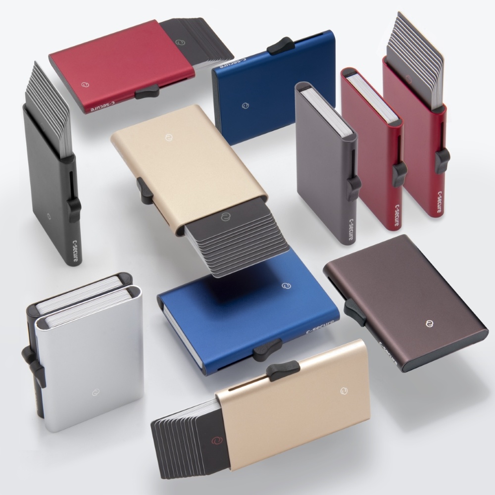 C-secure XL Cardholder champagne gold