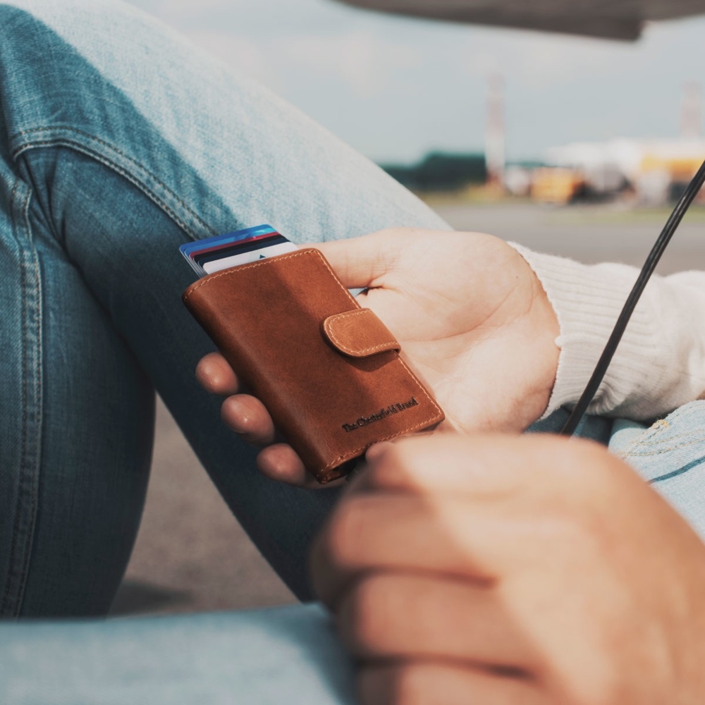 Chesterfield Loughton cognac