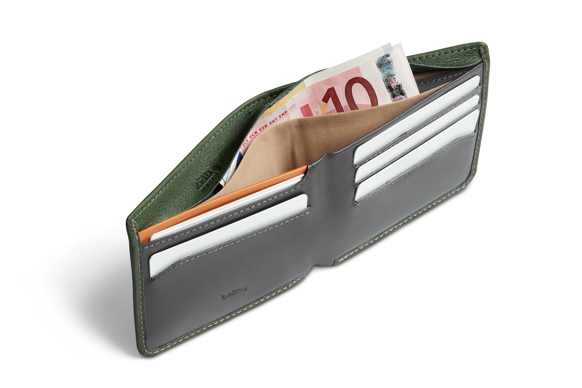 Bellroy Hide & Seek ranger green