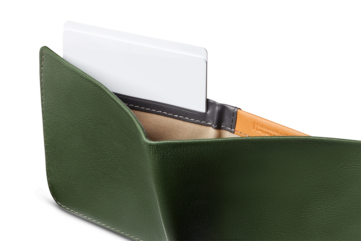 Bellroy Hide & Seek ranger green