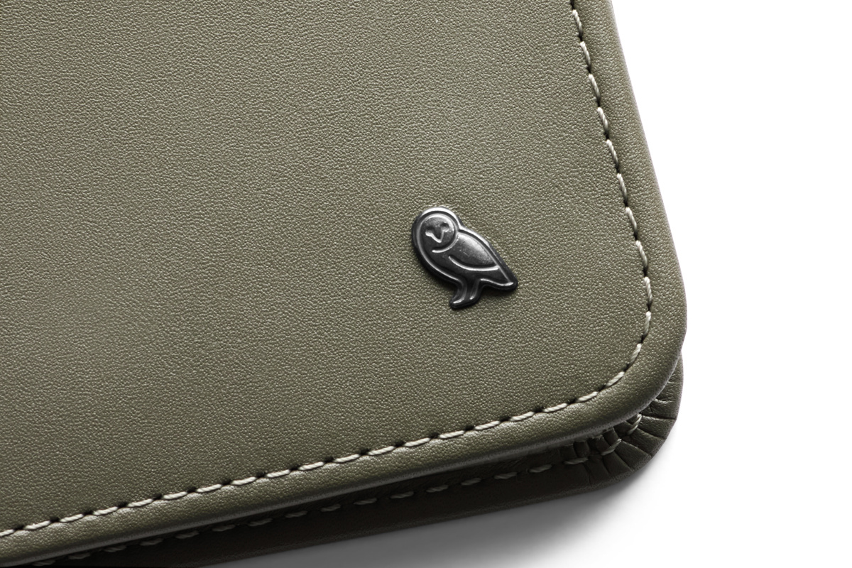 Bellroy Hide & Seek willow
