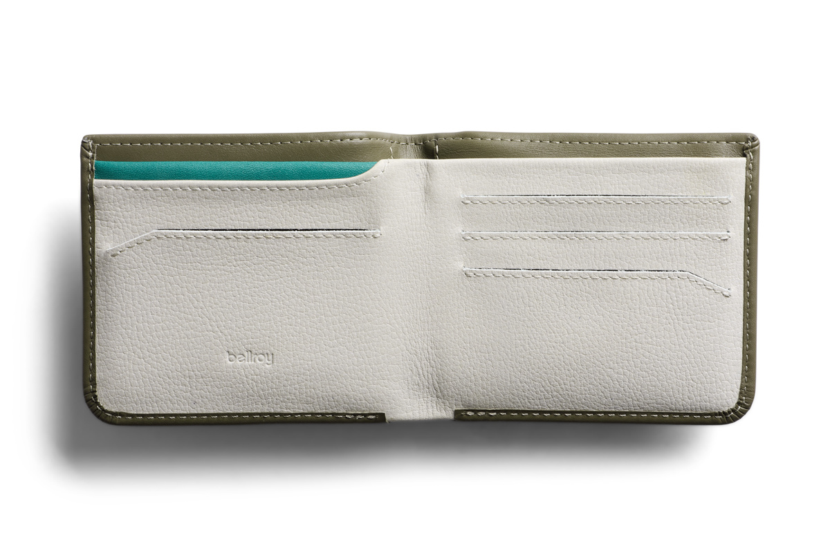 Bellroy Hide & Seek willow