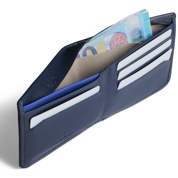 Bellroy Hide & Seek navy