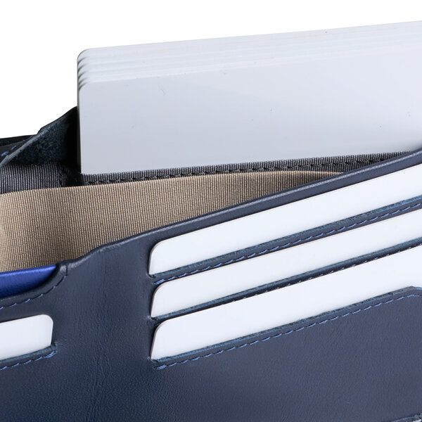Bellroy Hide & Seek navy