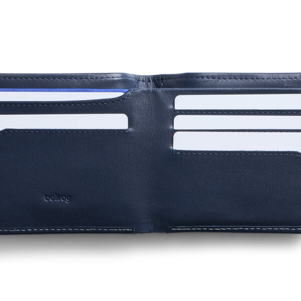 Bellroy Hide & Seek navy